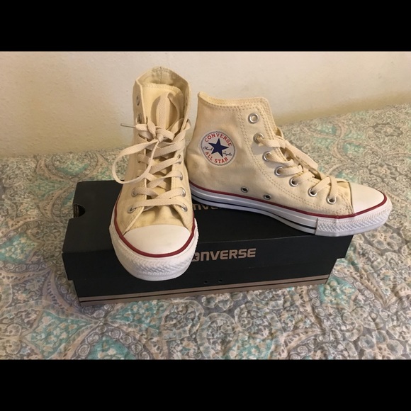 Converse Shoes - Converse- All Star Hi White. Unisex
